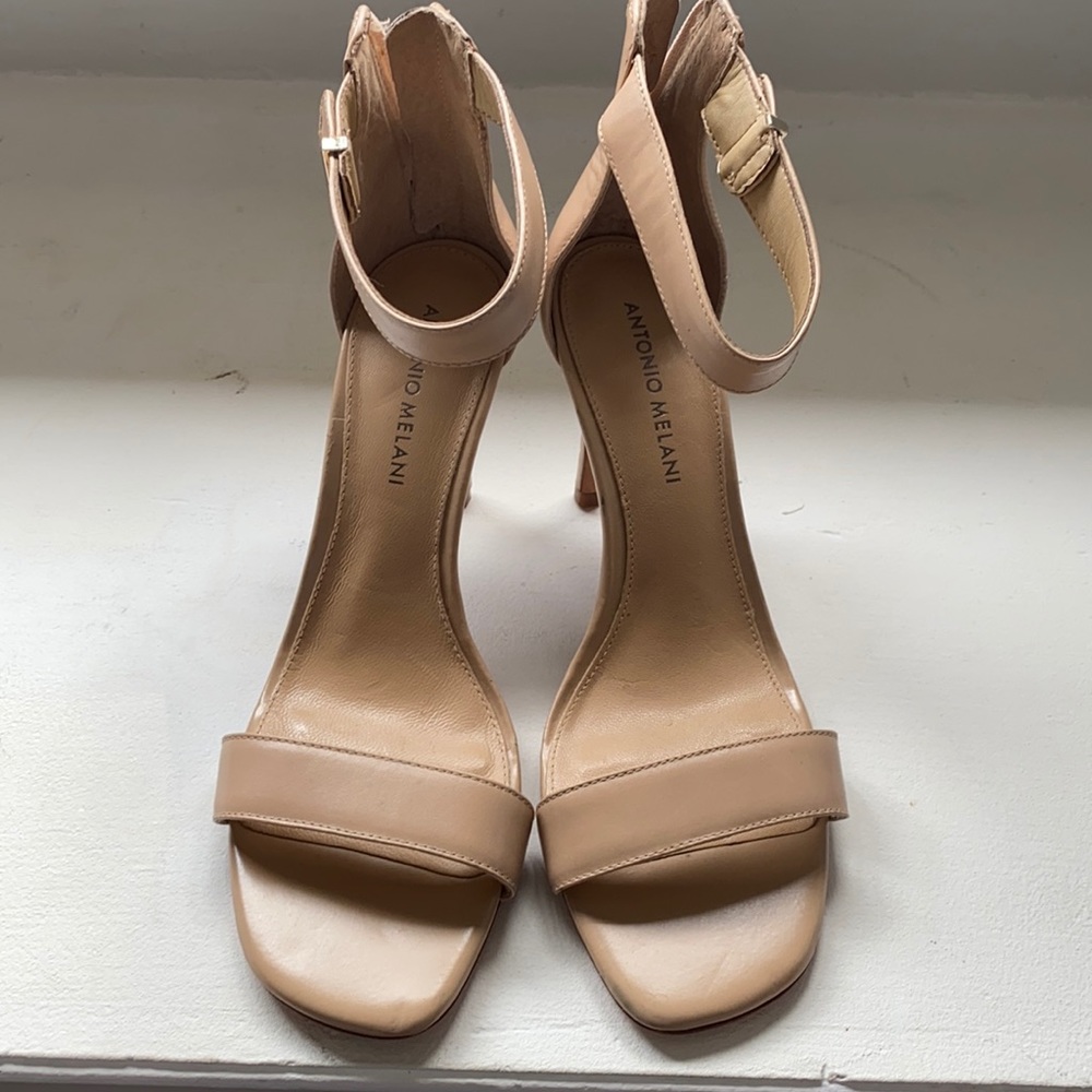 Antonio Melani sandals